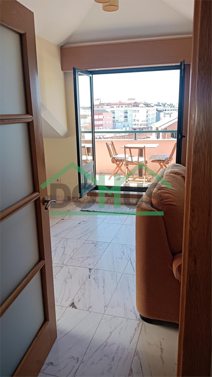 Foto 4 Ático en calle San José, Ares. ¡Terraza de 36 m² y vistas al mar!