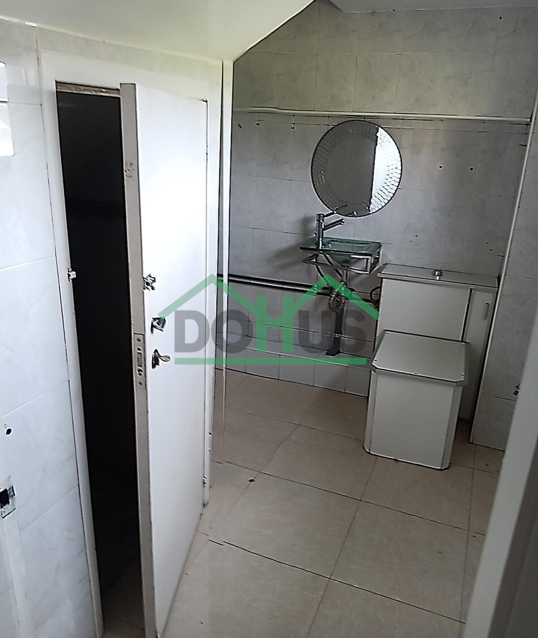 Foto 22 Local Comercial en Venta | Antigua Clínica Veterinaria Reformada – 76 m²
