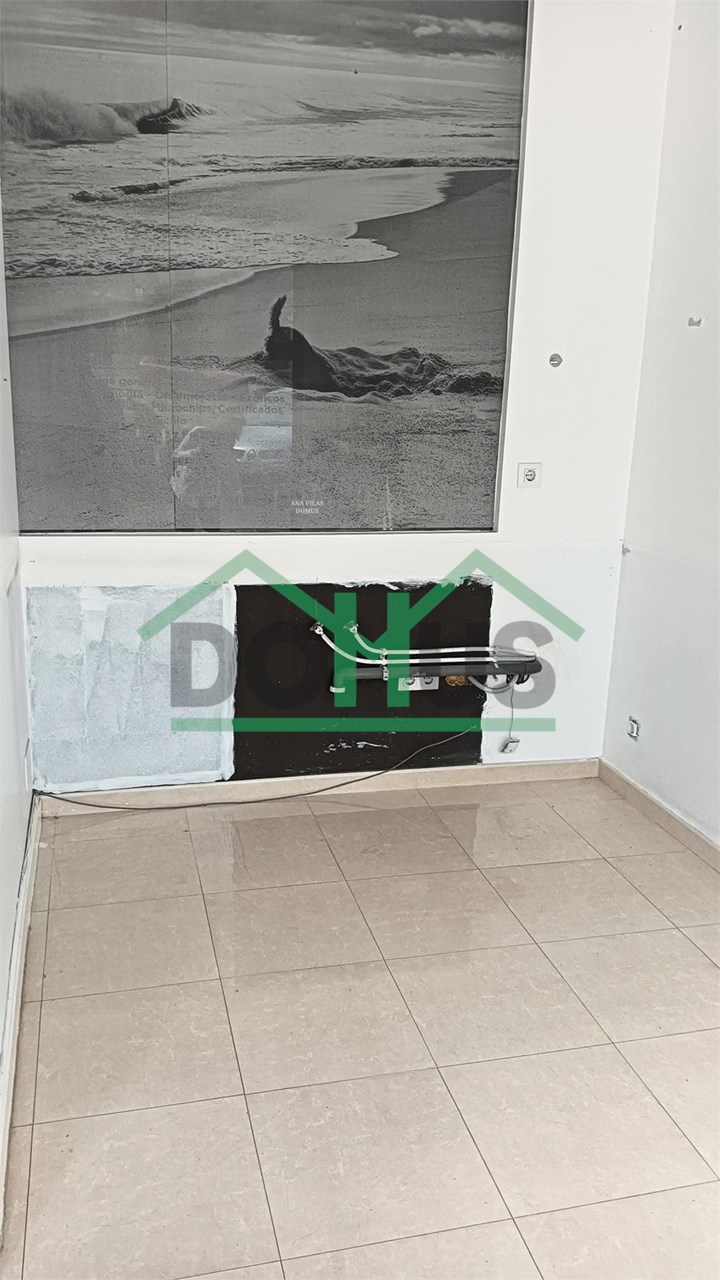 Foto 5 Local Comercial en Venta | Antigua Clínica Veterinaria Reformada – 76 m²